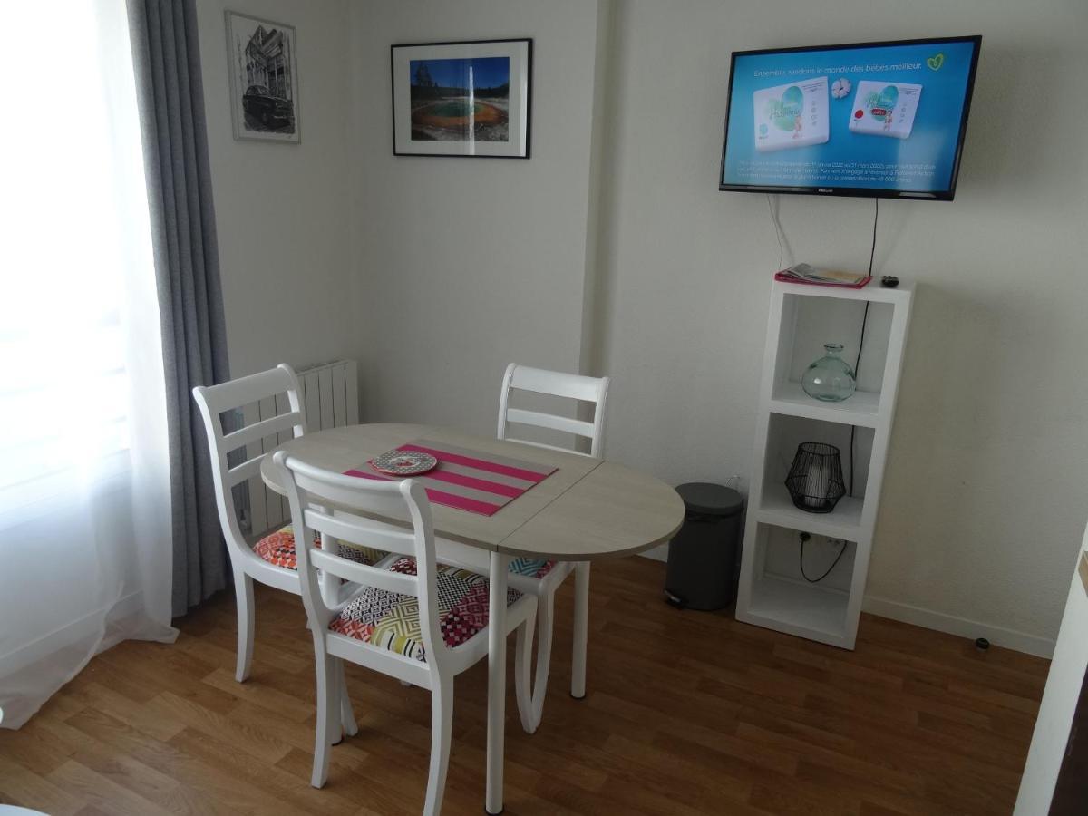 Studio Calme Et Agreable "Le Clos D'Acadie" - Auray Apartment Bagian luar foto