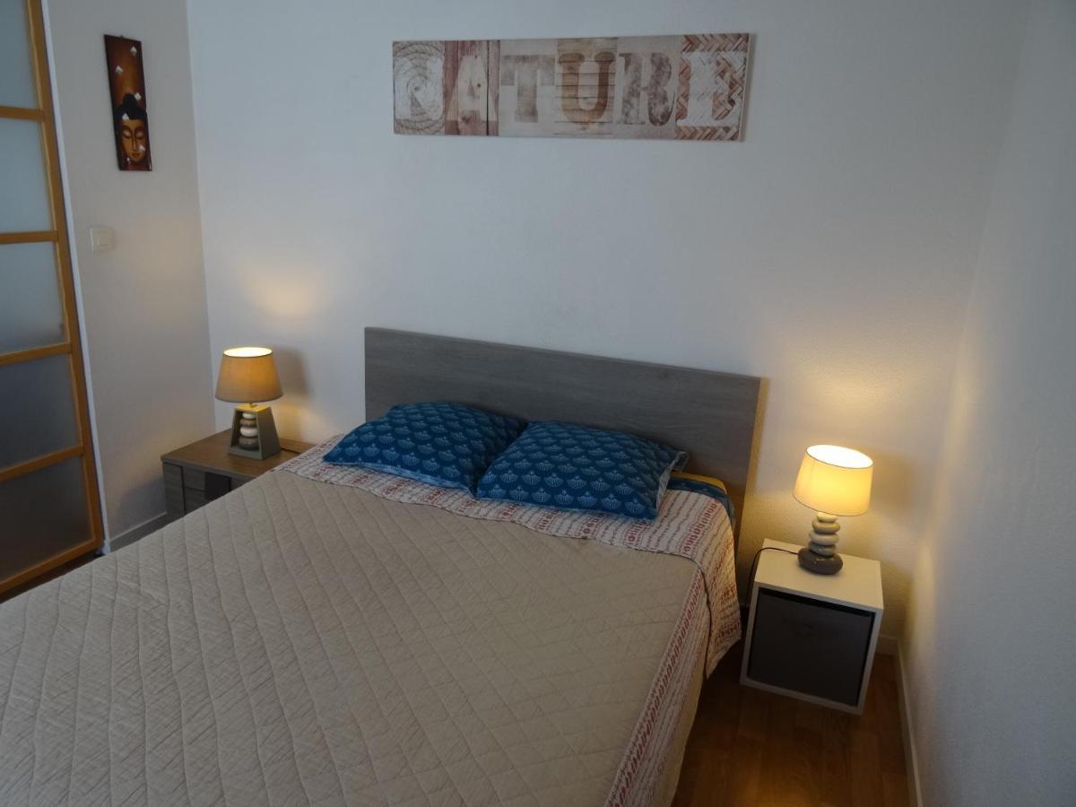 Studio Calme Et Agreable "Le Clos D'Acadie" - Auray Apartment Bagian luar foto