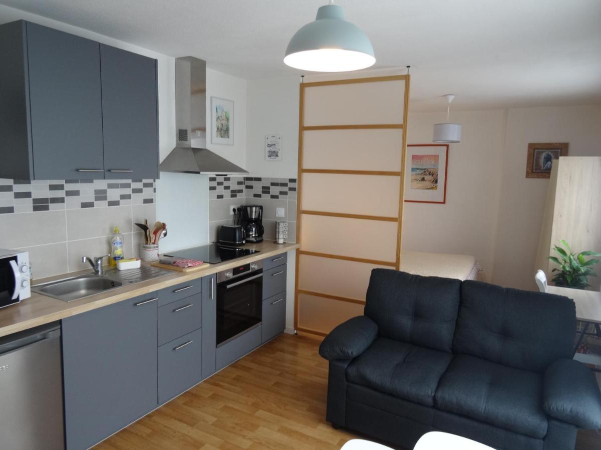 Studio Calme Et Agreable "Le Clos D'Acadie" - Auray Apartment Bagian luar foto