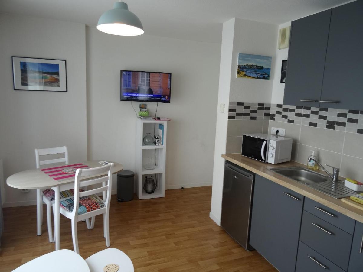 Studio Calme Et Agreable "Le Clos D'Acadie" - Auray Apartment Bagian luar foto